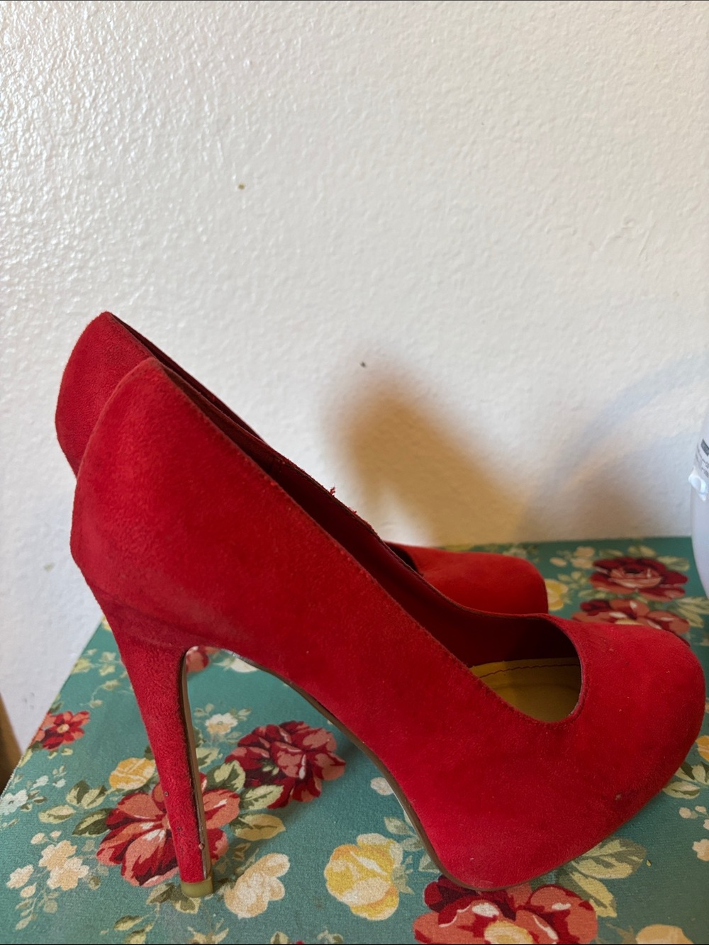 Delicious Red Suede High Heels, Stilettos 5β Heel, Size 7